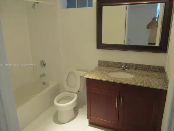 Kendall, FL 33156,7266 SW 88th St #A208