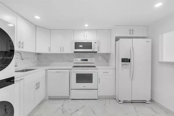 Miami, FL 33129,1865 Brickell Ave #A804