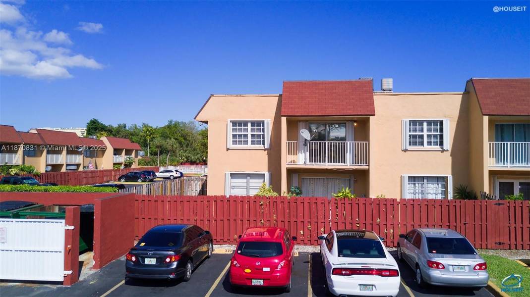 9974 SW 88th St #1038, Miami, FL 33176