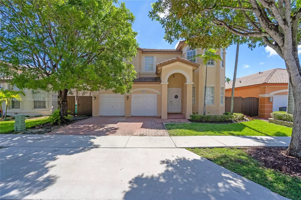 Doral, FL 33178,8467 NW 110th Pl