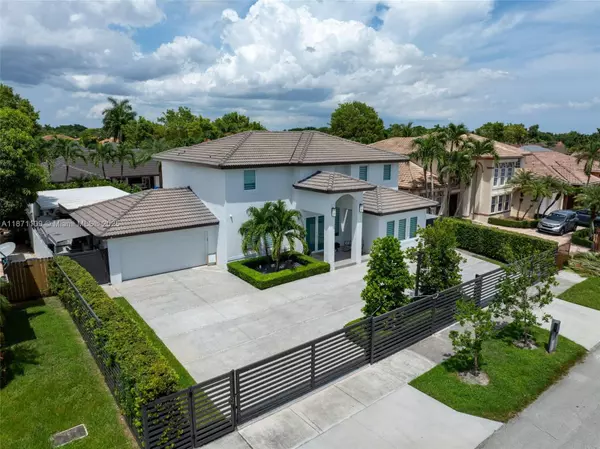Miami, FL 33196,15565 SW 114th St