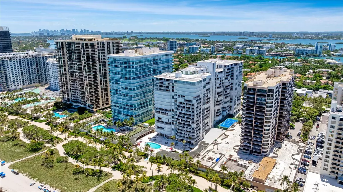 Bal Harbour, FL 33154,10155 Collins Ave #606