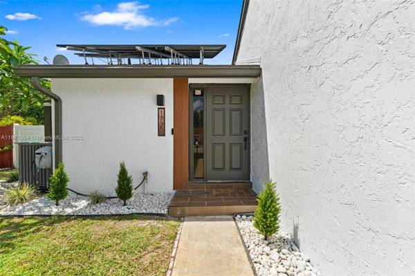 Miramar, FL 33025,1720 SW 86th Ave