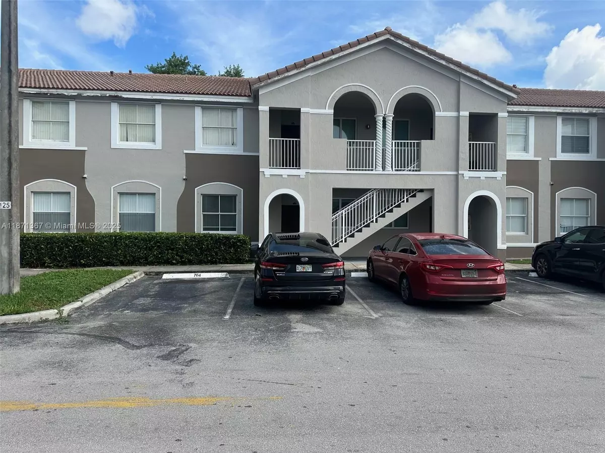 Homestead, FL 33035,1663 SE 27th Dr #102