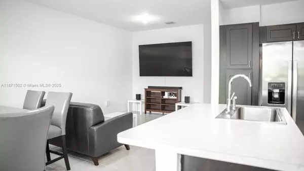 Miami Gardens, FL 33169,1202 NW 208th Ter #1202