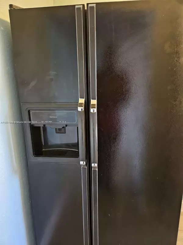 Fort Lauderdale, FL 33311,613 NW 27th Ave #1-4