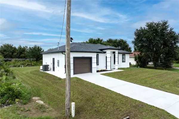 Lehigh Acres, FL 33971,2804 73rd ST W