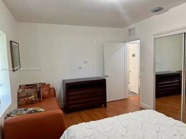 Miami, FL 33134,1645 SW 40th Ave #0