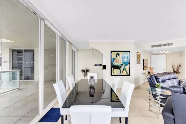 Sunny Isles Beach, FL 33160,18671 Collins Ave #604