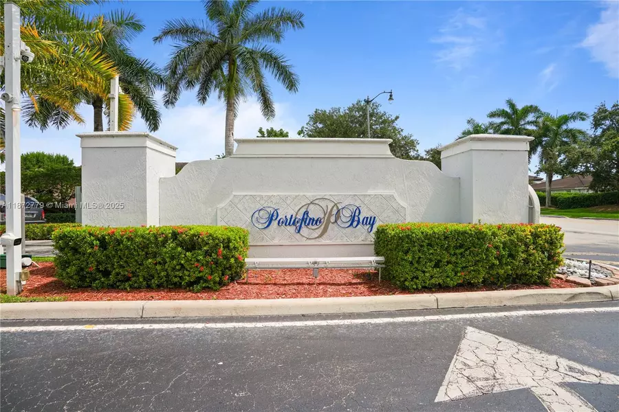 3708 NE 22nd Pl, Homestead, FL 33033