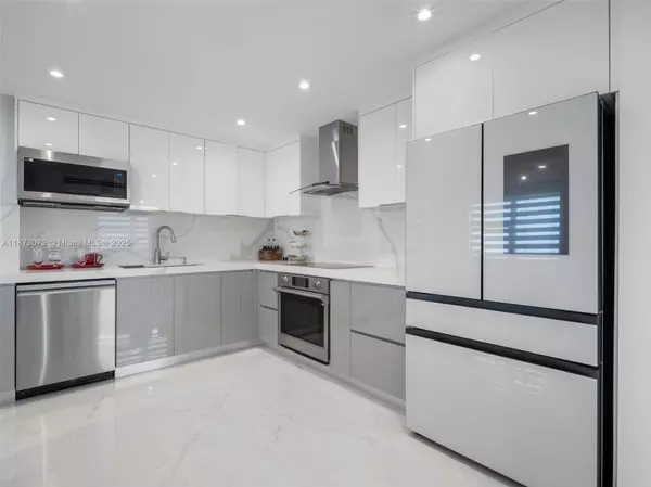 Hallandale Beach, FL 33009,3180 S Ocean Dr #1101