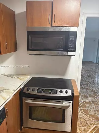 3301 Spanish Moss Ter #305, Lauderhill, FL 33319