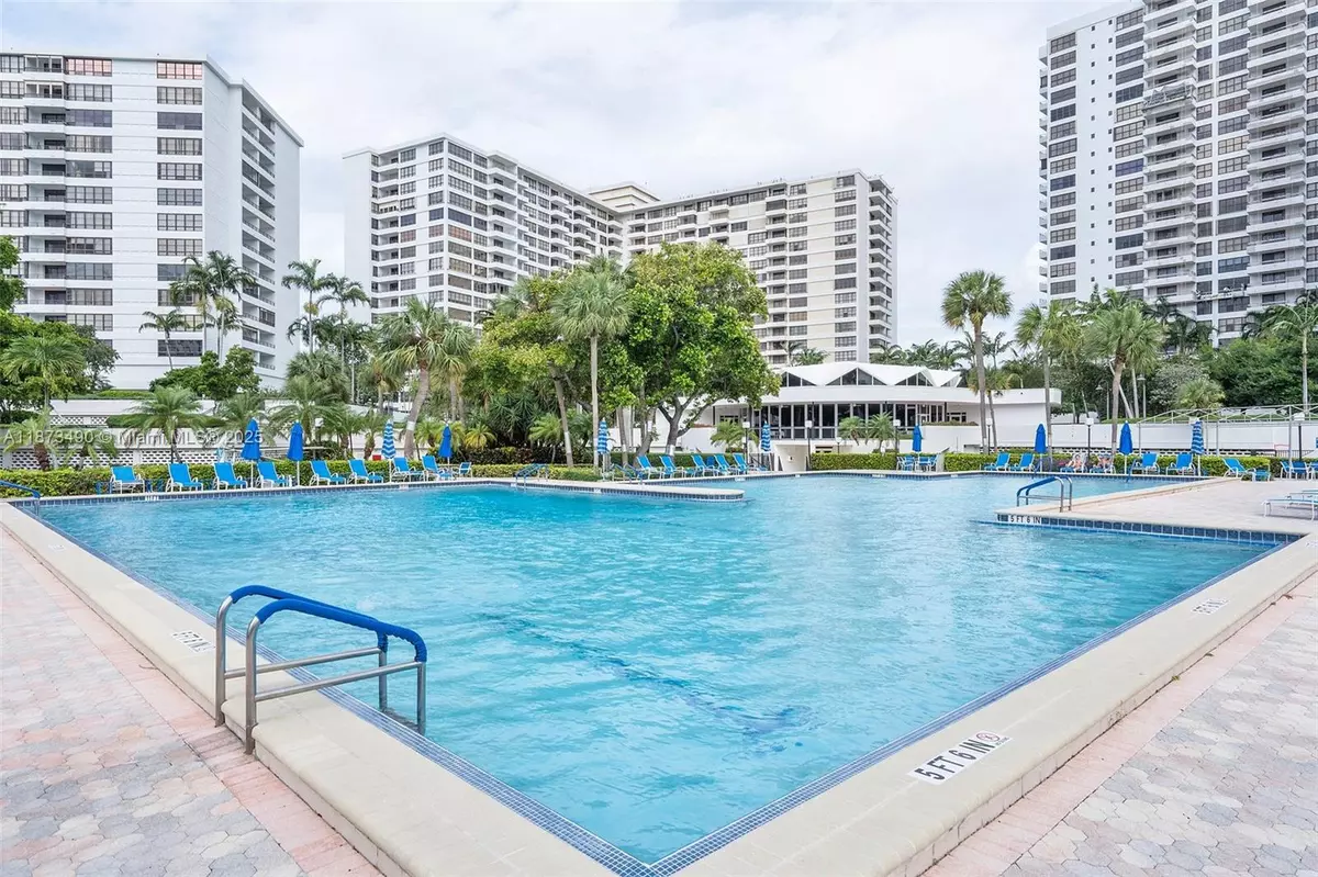 Hallandale Beach, FL 33009,600 Three Islands Blvd #510