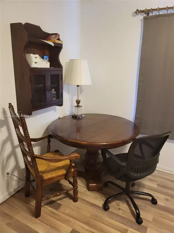 Dania Beach, FL 33004,1024 SE 4th Ave #403
