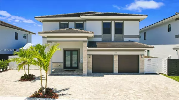 14841 SW 39th Ter, Miami, FL 33185