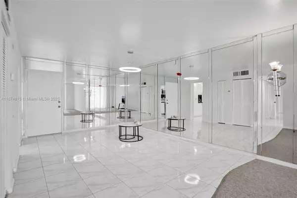 Hallandale Beach, FL 33009,1849 S Ocean Dr #407