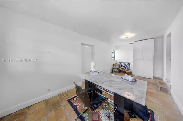 Hollywood, FL 33021,1105 N 31st Ct