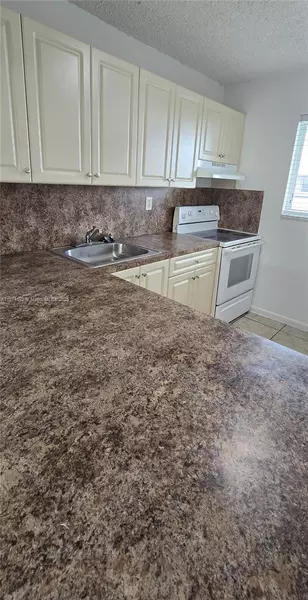 10820 SW 200th DR #154, Cutler Bay, FL 33157