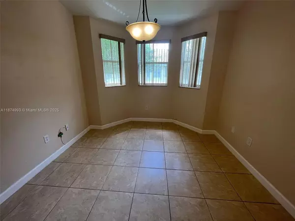 Homestead, FL 33035,1536 SE 26th St #205