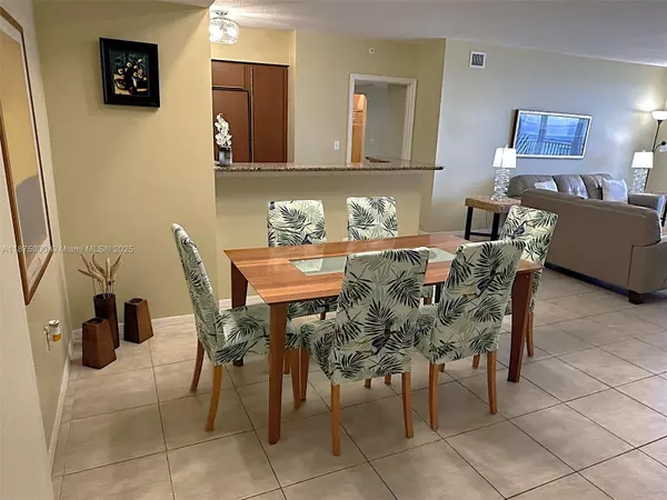 Hallandale Beach, FL 33009,2080 S OCEAN DRIVE #1010