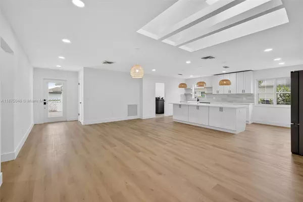 Port St. Lucie, FL 34952,2221 SE Sidonia St