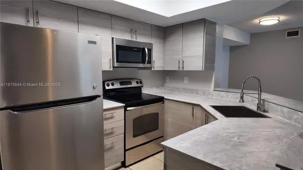 Coral Springs, FL 33071,9044 W Atlantic Blvd #321