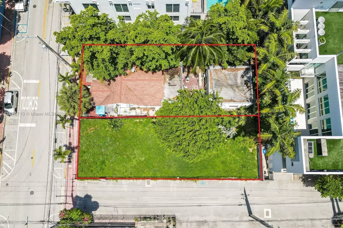Miami Beach, FL 33139,918 4th St