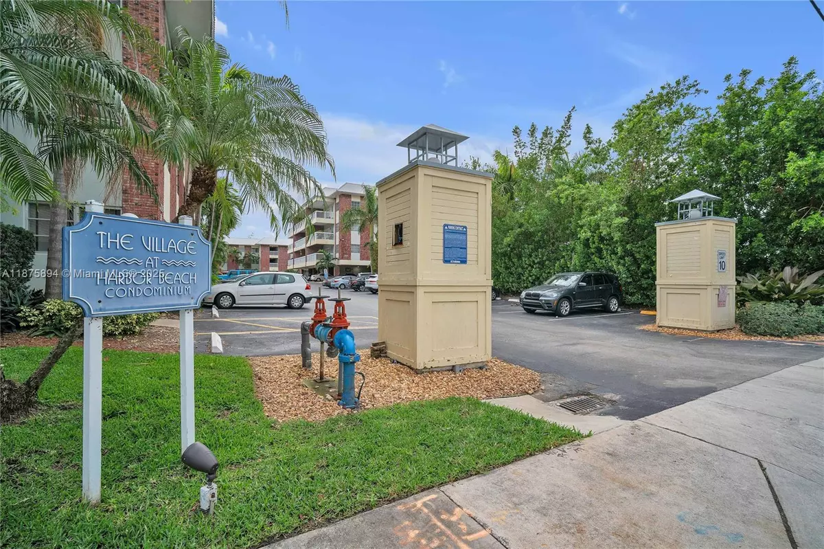 Fort Lauderdale, FL 33316,2420 SE 17th Cswy #403C