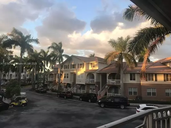 Miami, FL 33174,8936 W Flagler St #205