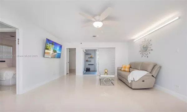 Hollywood, FL 33021,800 N 46th Ave #0