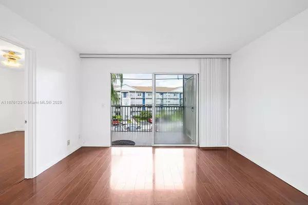Pembroke Pines, FL 33027,650 SW 124th Ter #303P