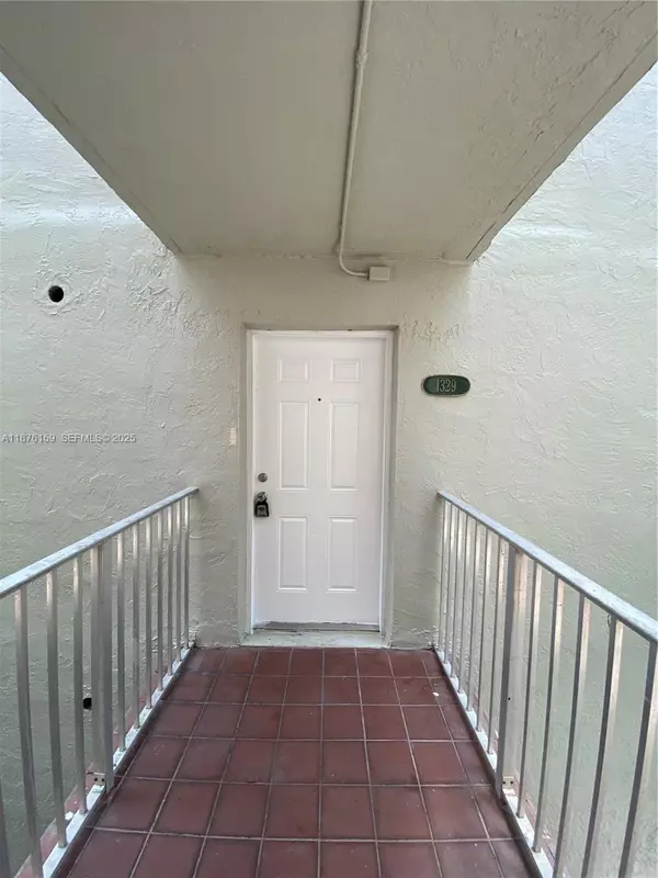 10090 NW 80th Ct #1329, Hialeah Gardens, FL 33016