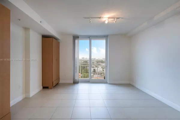 Miami, FL 33145,2350 SW 27th Ave #107