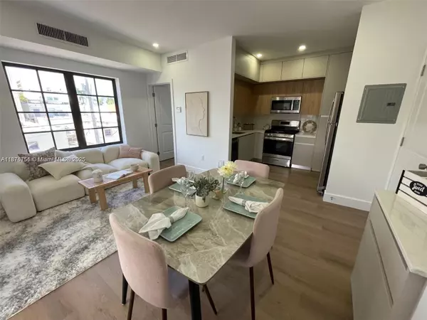 Miami Beach, FL 33139,1619 Jefferson Ave #204