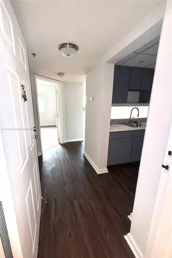 Fort Lauderdale, FL 33309,2855 W Commercial Blvd #249