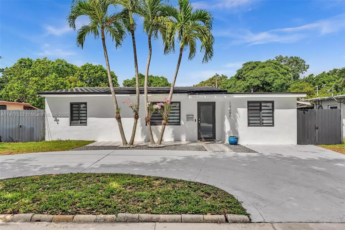 North Miami, FL 33168,12680 N Miami Ave