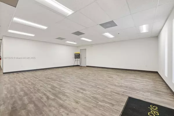 Doral, FL 33126,1300 NW 78th Ave #1308