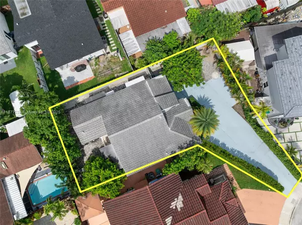 Miami, FL 33193,15642 SW 59th St