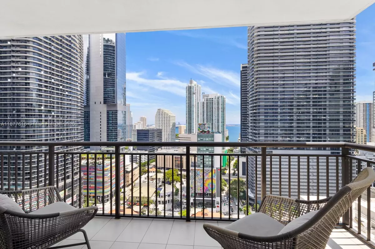 Miami, FL 33130,999 SW 1st Ave #2502