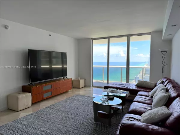 Hallandale Beach, FL 33009,1830 S Ocean Dr #3303