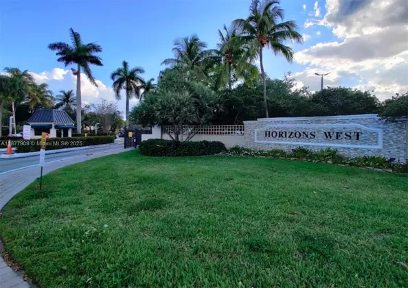 Miami, FL 33183,8420 SW 133rd Ave Rd #315