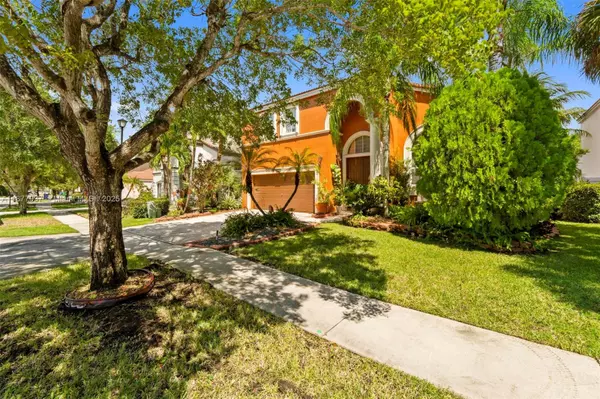 Miramar, FL 33027,4957 SW 162nd Ave