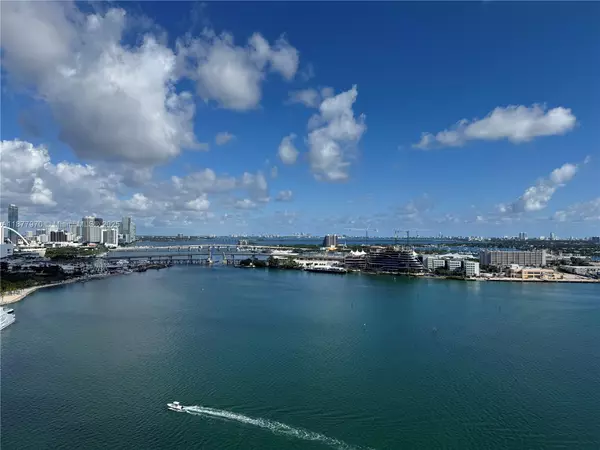 Miami, FL 33131,848 Brickell Key Dr #2502