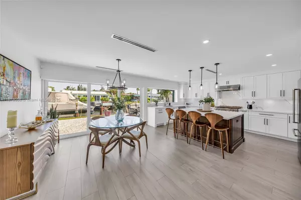 Fort Lauderdale, FL 33315,1206 Mango Isle