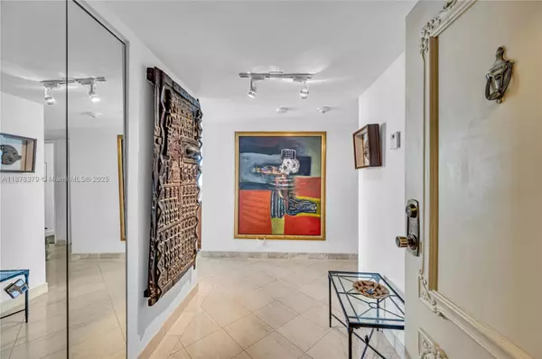 Miami, FL 33129,1925 Brickell Ave #D1108