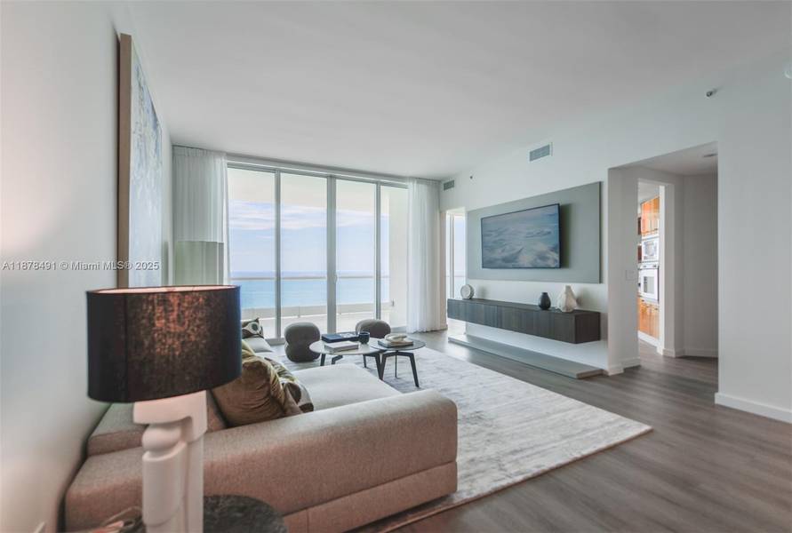16051 Collins Ave #2102, Sunny Isles Beach, FL 33160