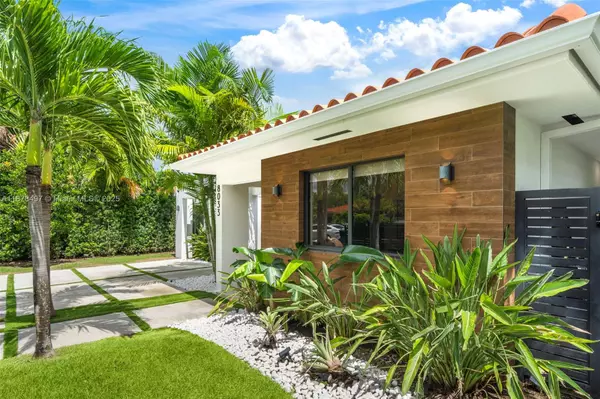 Miami Beach, FL 33141,8033 Noremac Ave