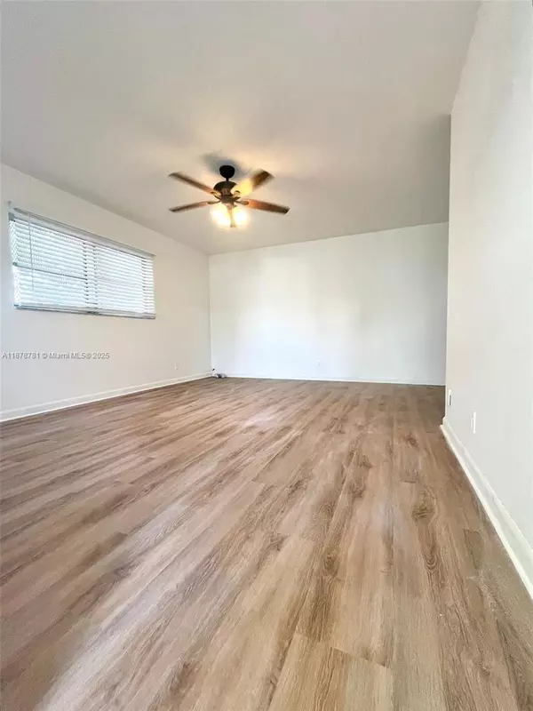 Hollywood, FL 33020,Address not disclosed