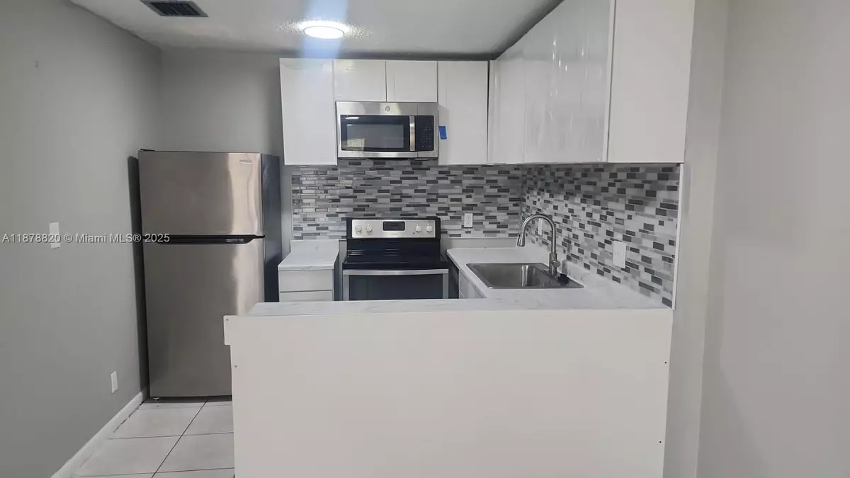 Coral Springs, FL 33065,11544 NW 44th St #0