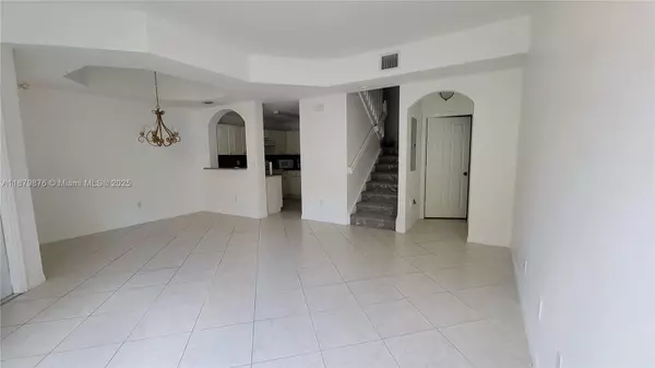 Dania Beach, FL 33312,5010 S Harbor Isles Dr #2408